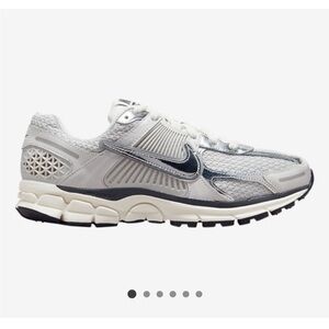 Nike Vomero 5 *Brand New